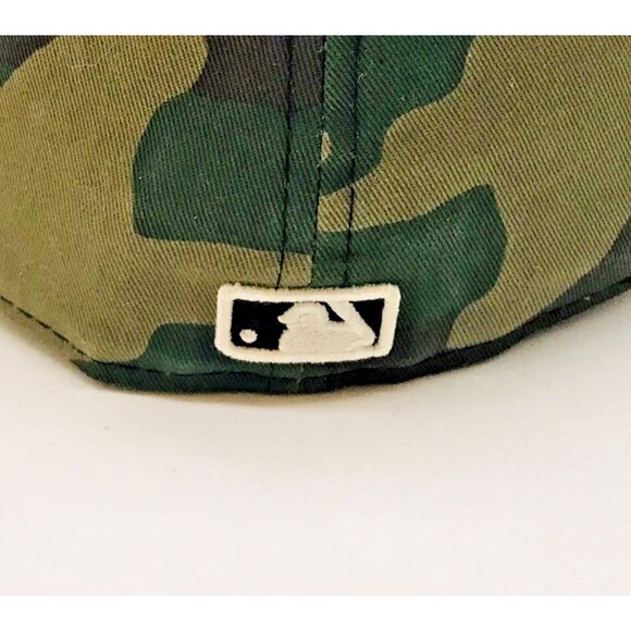 Boston Red Sox MLB Logo Hat Men's 7 1/4 New Era 59FIFTY Camouflage Baseball Cap - Picture 9 of 12
